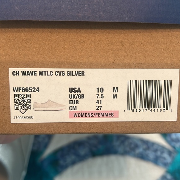 Keds gently used size 10M - lots of wear left - Picture 4 of 4